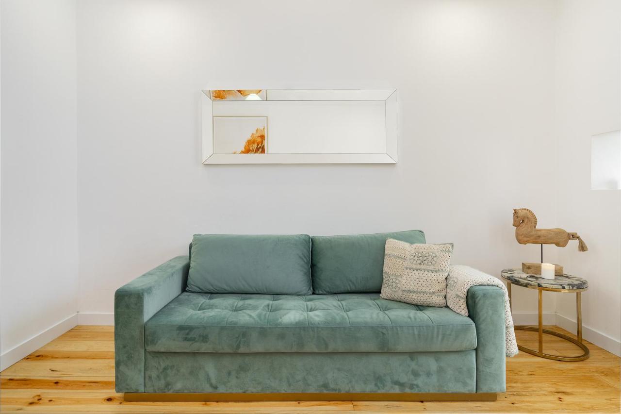 Whome Chic 1-Bed W/ Patio Perfect To Explore Lisbona Esterno foto